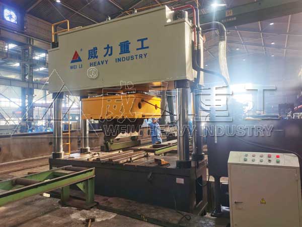 1000噸鋼板校平液壓機