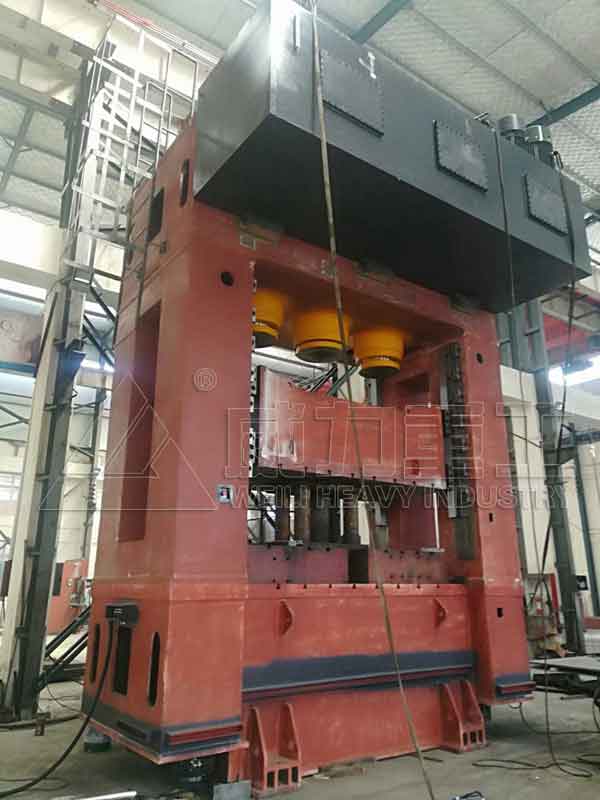 2500噸框架式木屑托盤模壓成型液壓機